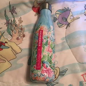 Lilly + Starbucks swell